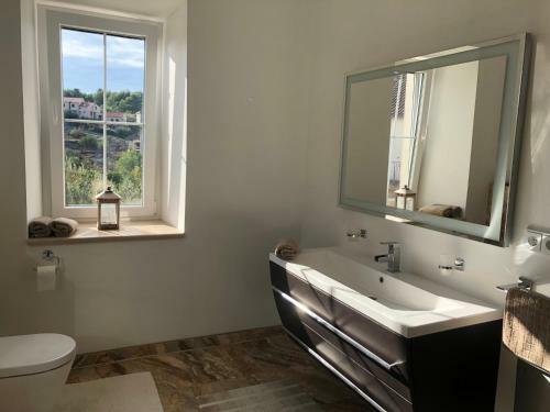 Olife Villa Milna