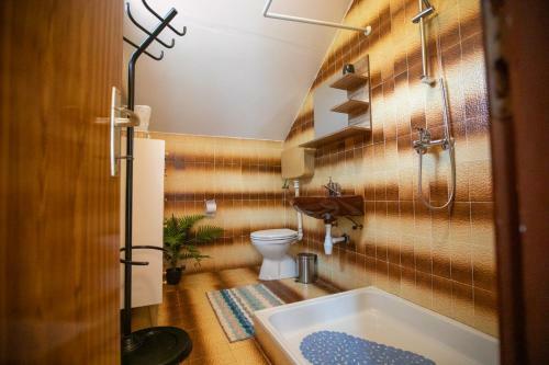 Holiday House On The Riverside