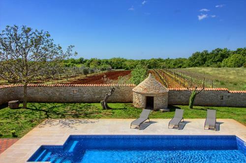 Villa Vila Orbani?i