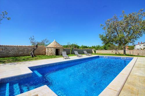 Villa Vila Orbani?i