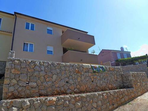 Apartment In Omisalj/insel Krk 35666