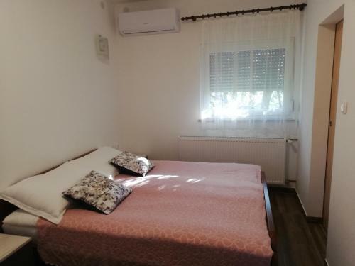 Studio Apartman Tu?ek