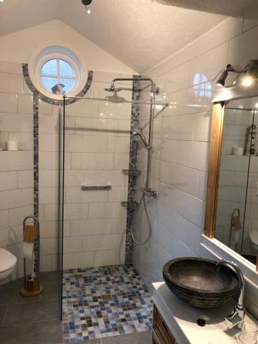 Hostal Alte Schule Caf� Und Pension