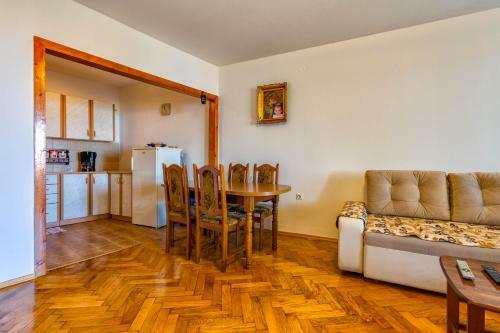 Apartamentos Hana