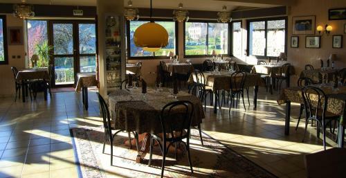 Hotel H�tel Les Rochers