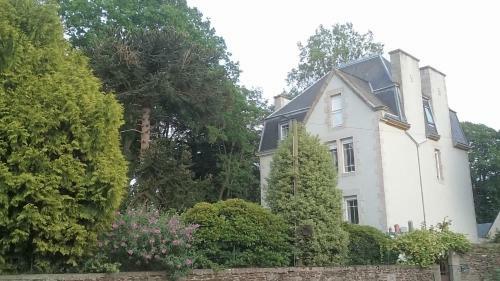 Hostal Ch�teau Bily