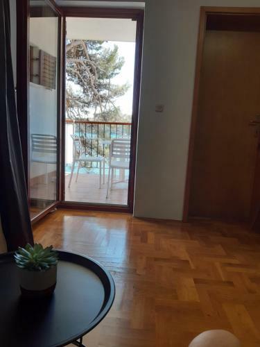 Apartments & Rooms Bianca