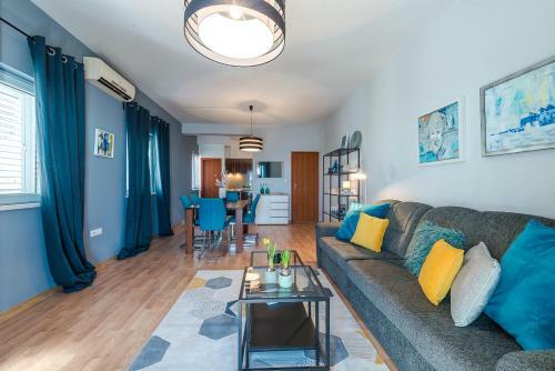 Summer Experience Apartment