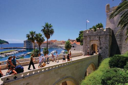 Villa Vila Summer-exceptional Privacy-perfect Location