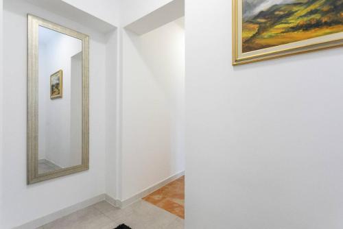 Brand New Two Bedroom Apartment Maro