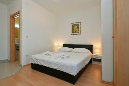 Apartmani Vedrana, Murter