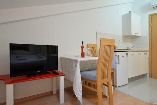 Apartmani Vedrana, Murter