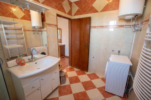 Apartments Roko I Niko