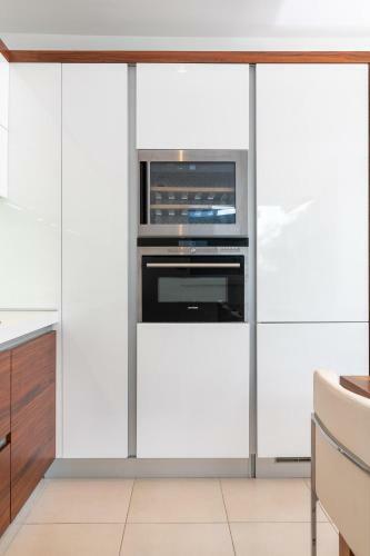Villa Almond
