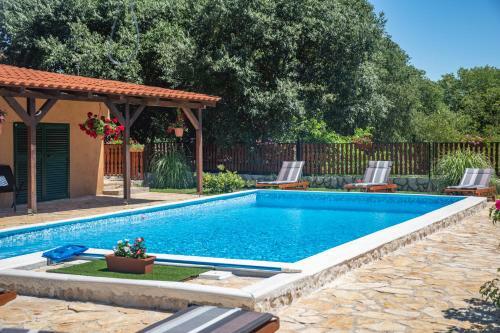 Apartamento Holiday Home Srda?ce