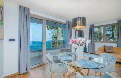 Villa Njivice Apartment Ema