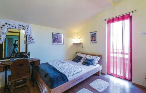 Two-bedroom Holiday Home In Petrinja