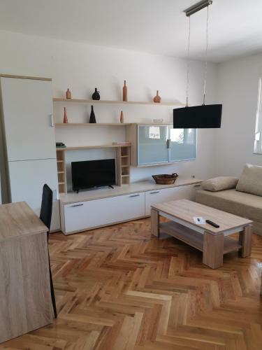 Seasons Apartmani