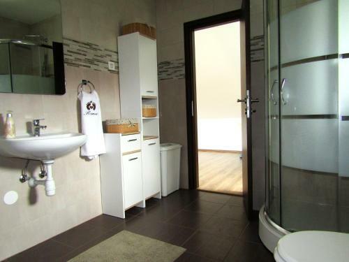 Hostal Apartment & Room Renee