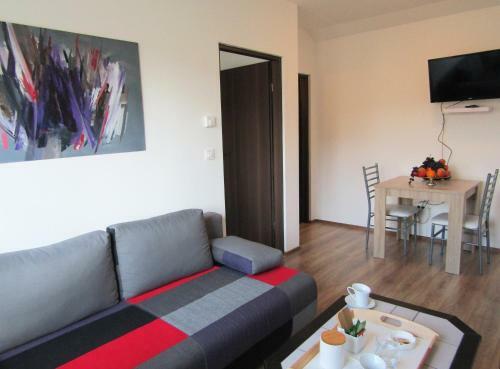 Hostal Apartment & Room Renee