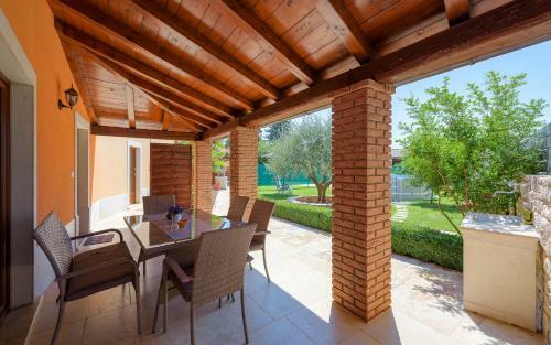 Apartamento Holiday Home Angelina