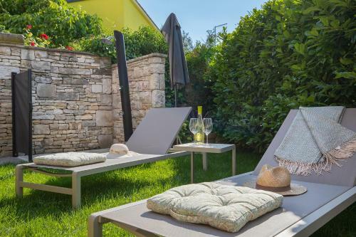 Poiai Stonehouse With Jacuzzi
