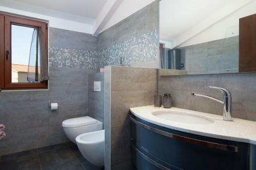 Poiai Stonehouse With Jacuzzi