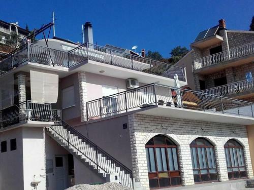 Apartamentos Roso