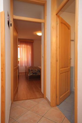 Apartments By The Sea Novigrad - 3349
