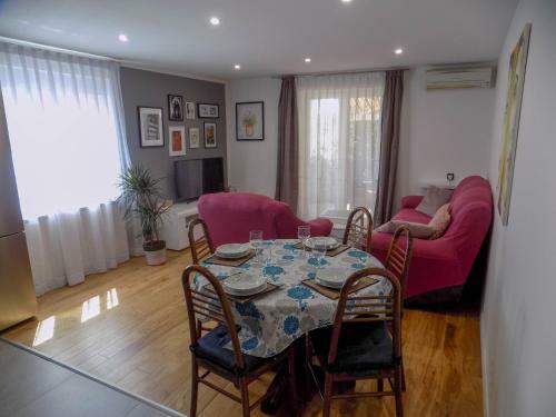 Oriella Apartmans And Room