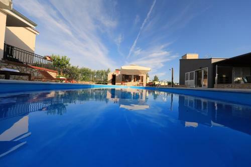 Villa Divinus