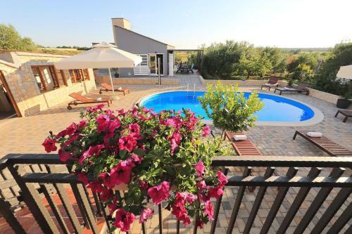 Villa Divinus