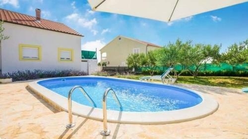 Villa Matea With Pool In Beautiful Nature