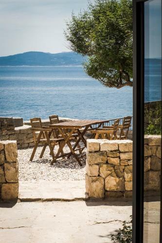 Stone Lady Holiday House
