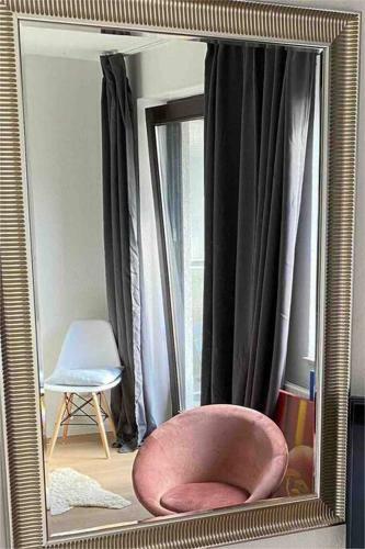Schickes Apartment Mit Balkon In D�sseldorf