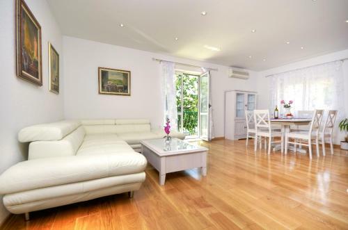 Apartments Vekic