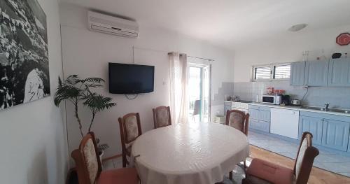 Hostal Apartments Villa Ravli?