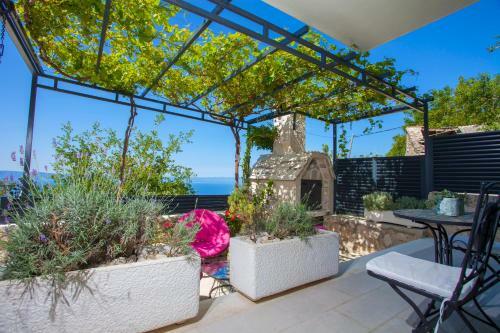 Marina - Holiday Home With Sea View