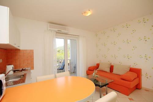 Apartments Toma?