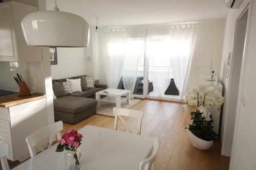 Apartamentos Villa More