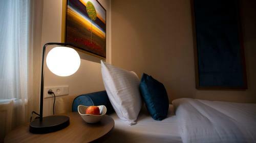 Delphi Hotel & Restaurant