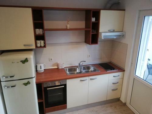 Apartmani Dina