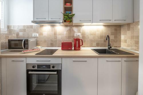 Charming Apartment In Prime Area