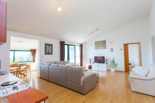 Beach Apartment Puharic