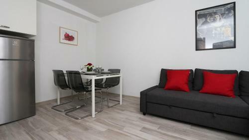 Modern Apartments Iva