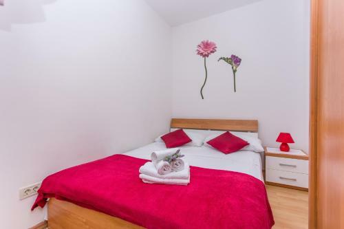 Apartments Snjezana Makarska