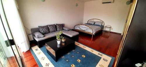 D&e Apartment