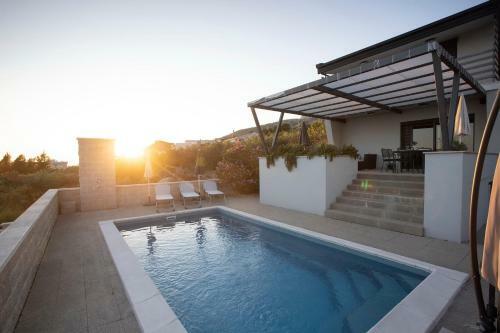 Villa Oaza