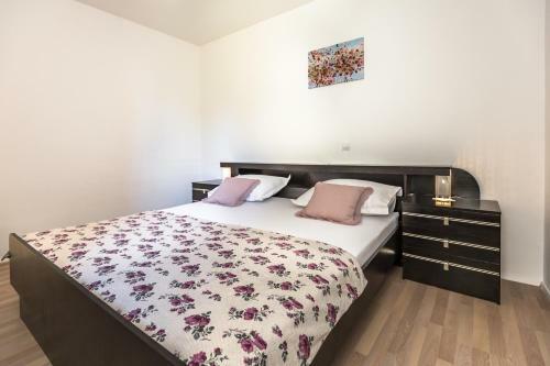Apartments Jure