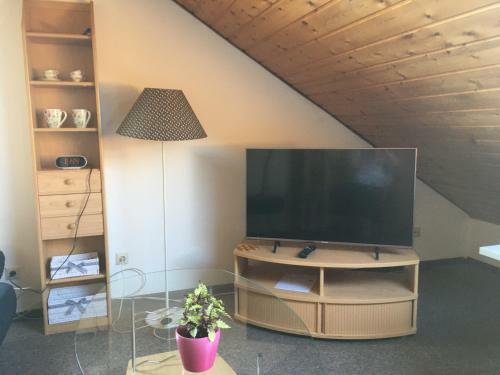 Apartamento Sonnige Dachgescho�wohnung